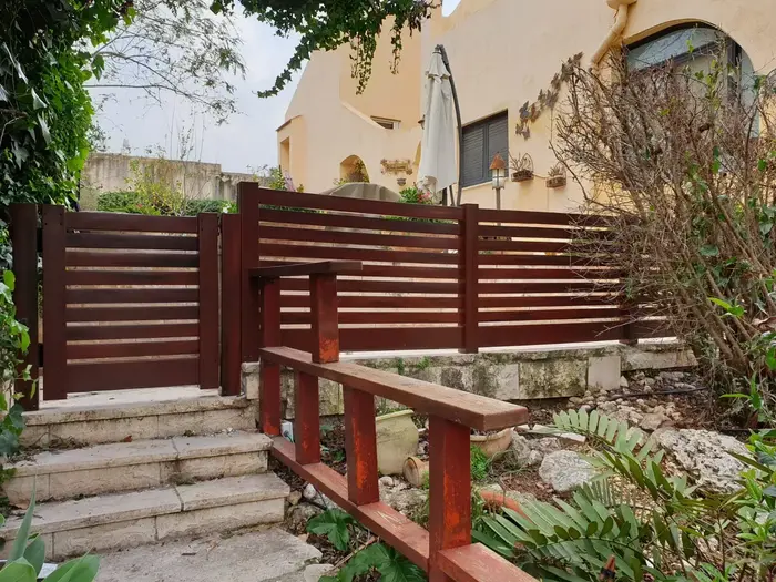 מחסני המחסנים (יח"צ) מחסני המחסנים (יח"צ)