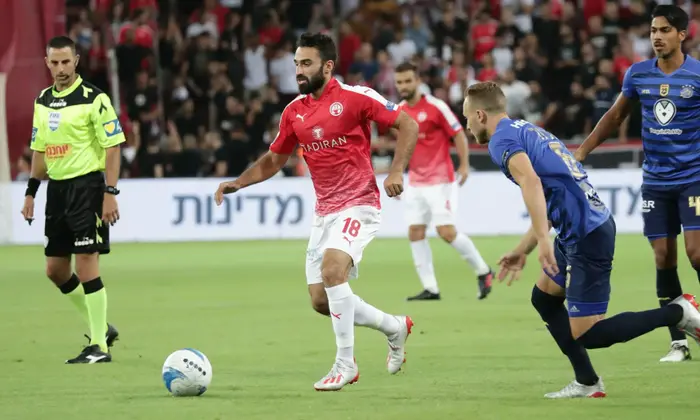 שחקן הפועל באר שבע, מיכאל אוחנה (דני מרון) שחקן הפועל באר שבע, מיכאל אוחנה (דני מרון)