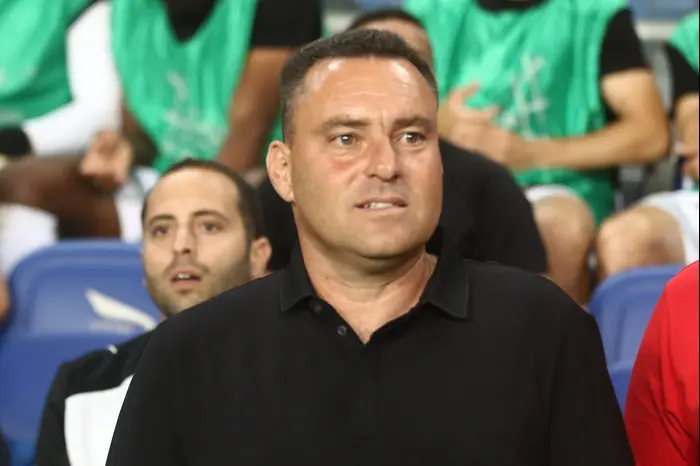 רון קלר מאמן הפועל חדרה (שלומי גבאי) רון קלר מאמן הפועל חדרה (שלומי גבאי)