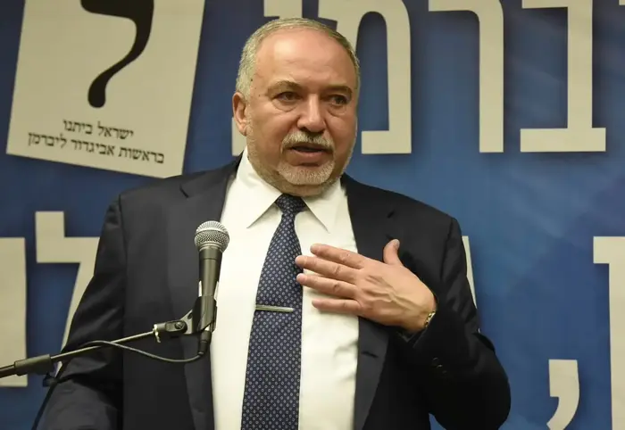 אביגדור ליברמן במהלך ישיבת סייעת ישראל ביתנו, כנסת, ירושלים 27 במאי 2019 (ראובן קסטרו) אביגדור ליברמן במהלך ישיבת סייעת ישראל ביתנו, כנסת, ירושלים 27 במאי 2019 (ראובן קסטרו)