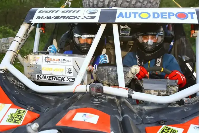 ראלי האלס ביוון (יח"צ , Mario Ravaccia & Giusy Concina (Fuoristrada), Hellas Rally) ראלי האלס ביוון (יח"צ , Mario Ravaccia & Giusy Concina (Fuoristrada), Hellas Rally)