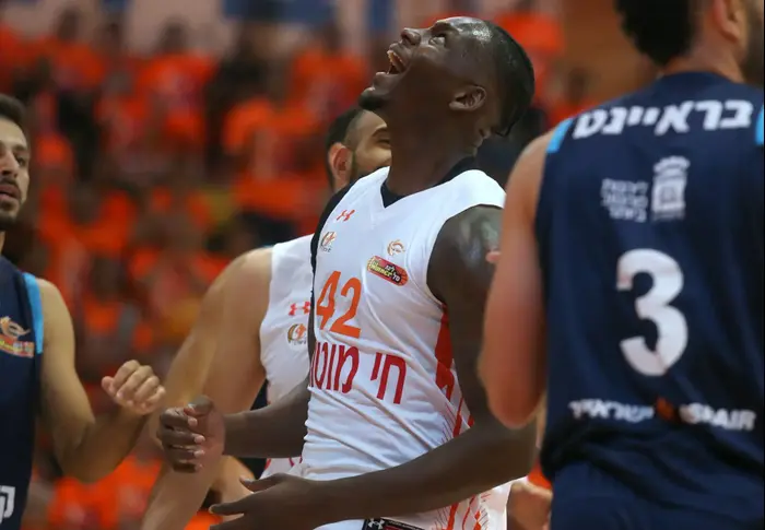 שחקן עירוני נס ציונה טאליב זאנה (קובי אליהו) שחקן עירוני נס ציונה טאליב זאנה (קובי אליהו)