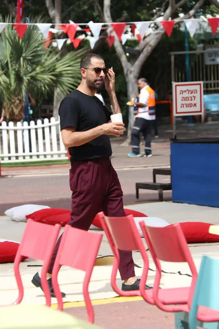 אסי ישראלוף (ניר פקין) אסי ישראלוף (ניר פקין)