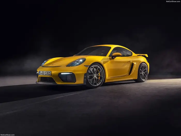 פורשה קאיימן GT4 (אתר יצרן , יצרן) פורשה קאיימן GT4 (אתר יצרן , יצרן)