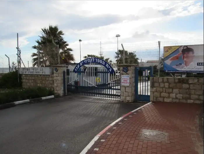בית הספר לקציני ים בעכו (אתר רשמי , מתוך וויקיפדיה) בית הספר לקציני ים בעכו (אתר רשמי , מתוך וויקיפדיה)
