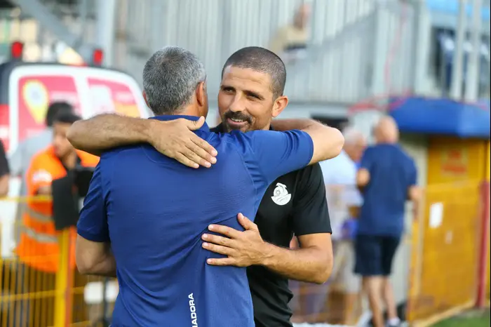 משה אוחיון מאמן מ.ס. אשדוד עם עמיר תורג'מן מאמן סקציה נס ציונה (לירון מולדובן ) משה אוחיון מאמן מ.ס. אשדוד עם עמיר תורג'מן מאמן סקציה נס ציונה (לירון מולדובן )
