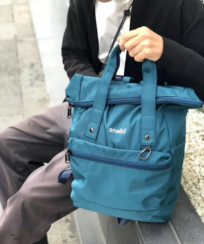 תיק גב של anello, מחיר 350 שקלים (יח"צ , יח"צ חו"ל) תיק גב של anello, מחיר 350 שקלים (יח"צ , יח"צ חו"ל)