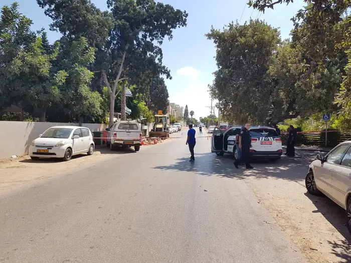 אירוע ירי בפרדס חנה 21 באוגוסט 2019 (אתר רשמי , צוריה זאבי/TPS) אירוע ירי בפרדס חנה 21 באוגוסט 2019 (אתר רשמי , צוריה זאבי/TPS)