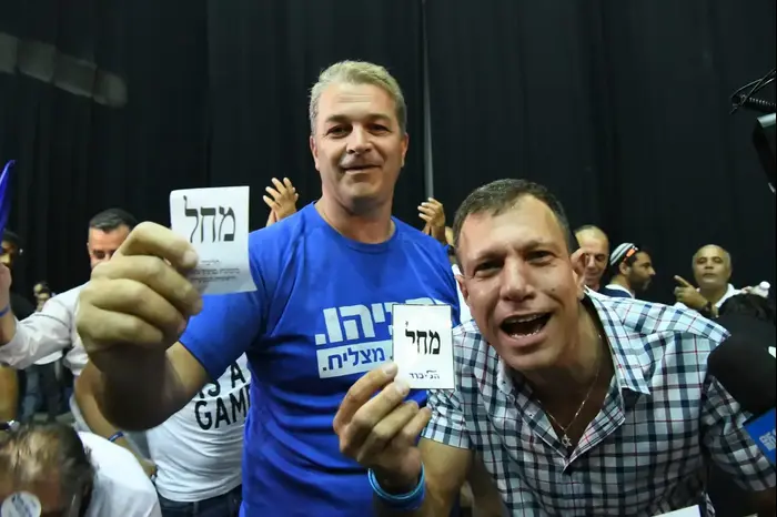 מטה הליכוד, גני התערוכה, ביתן 2, תל אביב 17 בספטמבר 2019 (ראובן קסטרו) מטה הליכוד, גני התערוכה, ביתן 2, תל אביב 17 בספטמבר 2019 (ראובן קסטרו)