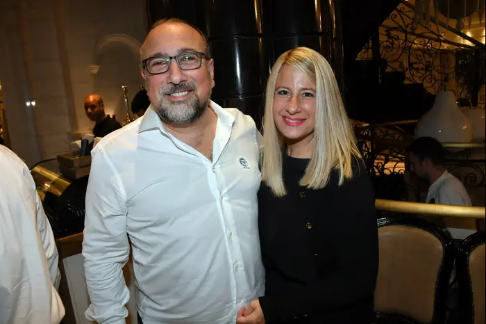 מליסה וג'ואי שוובל (אביב חופי) מליסה וג'ואי שוובל (אביב חופי)