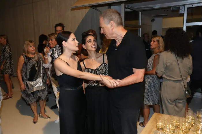 אבי נשר, לירז צ'רכי (רפי דלויה) אבי נשר, לירז צ'רכי (רפי דלויה)