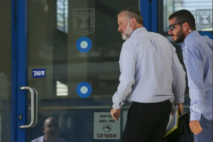 אביחי מנדלבליט (AP , עודד בלילתי) אביחי מנדלבליט (AP , עודד בלילתי)