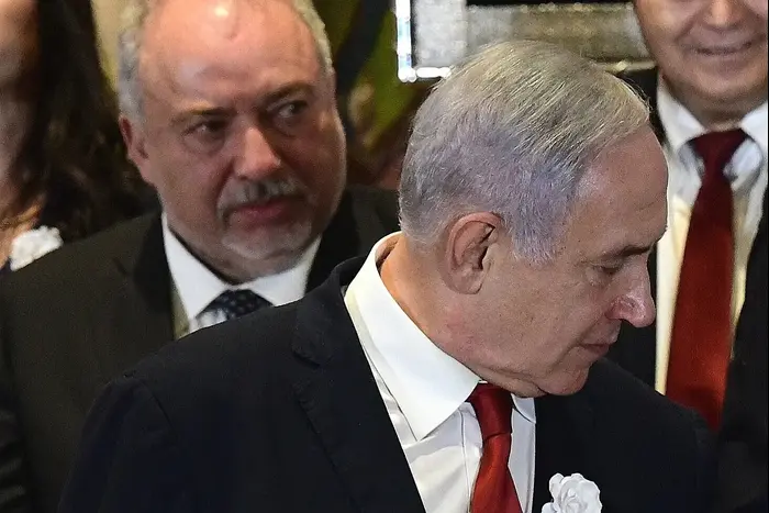 ראשי הסיעות במהלך התמונה הקבוצתית 3 באוקטובר 2019 (ראובן קסטרו) ראשי הסיעות במהלך התמונה הקבוצתית 3 באוקטובר 2019 (ראובן קסטרו)