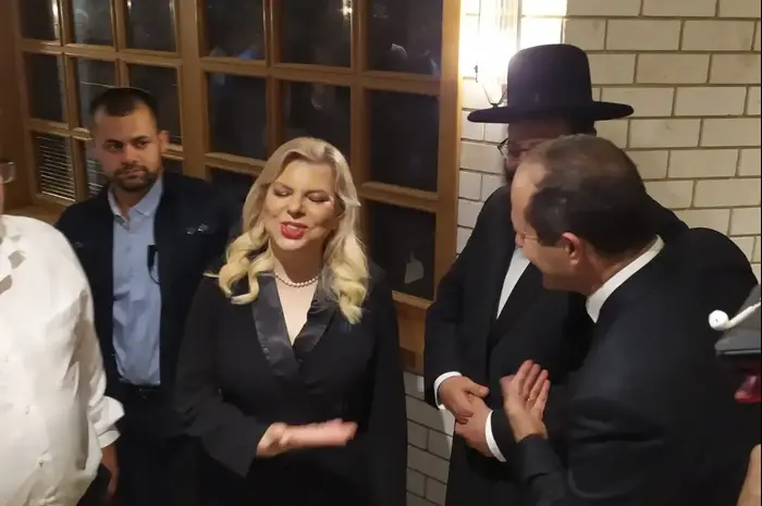 שרה נתניהו, הרב נתנאל שריקי (יח"צ , הרב נתנאל שריקי) שרה נתניהו, הרב נתנאל שריקי (יח"צ , הרב נתנאל שריקי)