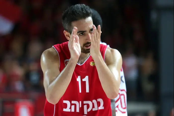 שחקן הפועל ירושלים בר טימור (קובי אליהו) שחקן הפועל ירושלים בר טימור (קובי אליהו)