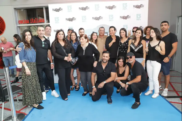 בהשקת העונה של אבודים (יח"צ , רפי דלויה) בהשקת העונה של אבודים (יח"צ , רפי דלויה)