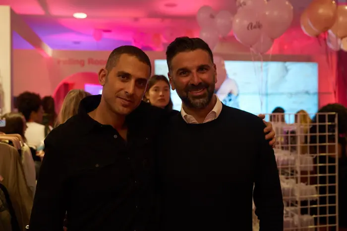 שאול נקש ודדי שוורצברג (יח"צ , שיר לוי) שאול נקש ודדי שוורצברג (יח"צ , שיר לוי)