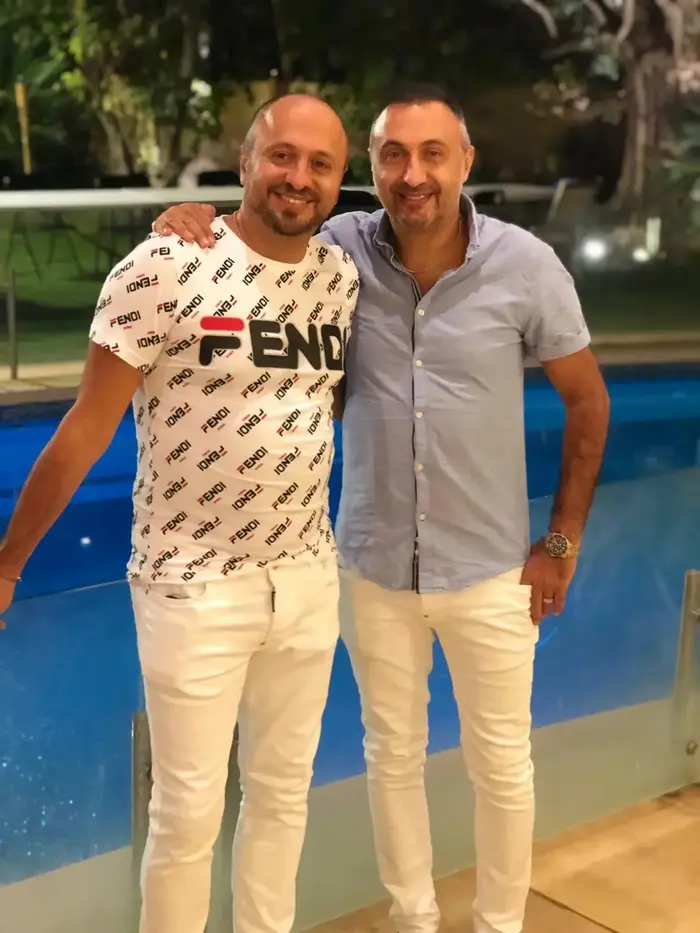 רוני ופרדי אינסז (יח"צ , מקור דניאלה רייבנבך) רוני ופרדי אינסז (יח"צ , מקור דניאלה רייבנבך)