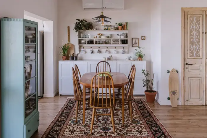 בתים מבפנים חיפה באוהאוס לאמנים (יח"צ , מורן מעיין) בתים מבפנים חיפה באוהאוס לאמנים (יח"צ , מורן מעיין)