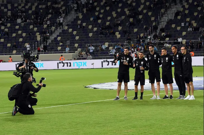 שחקני נבחרת ארגנטינה (ברני ארדוב) שחקני נבחרת ארגנטינה (ברני ארדוב)