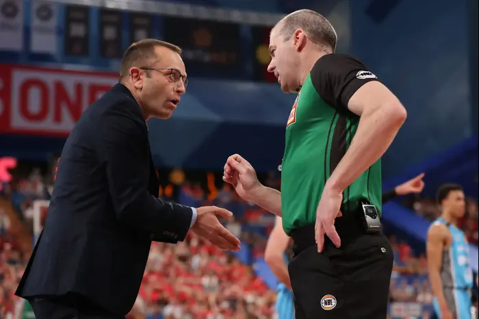 דן שמיר מאמן ניו זילנד ברייקרס (GettyImages) דן שמיר מאמן ניו זילנד ברייקרס (GettyImages)