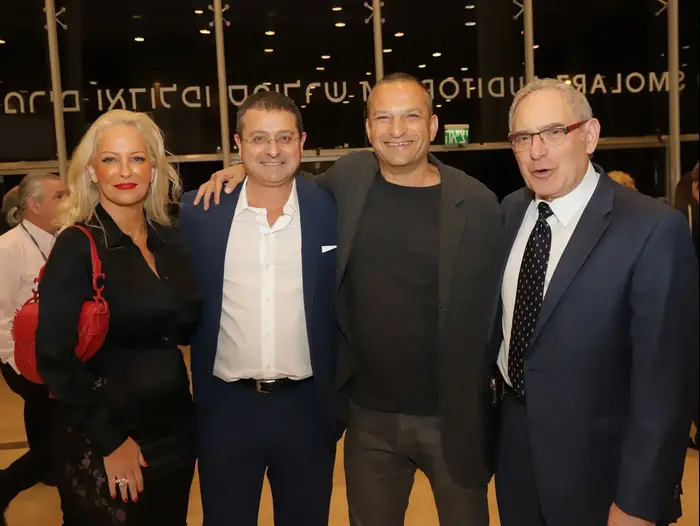 יוסף פרס רמי יהושוע רונן טוב שני דרור (יח"צ , פז בר) יוסף פרס רמי יהושוע רונן טוב שני דרור (יח"צ , פז בר)