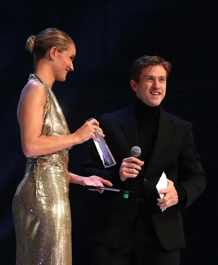 דניאל לי, רוזי הנטינגטון וויטלי, בוטגה ונטה (GettyImages) דניאל לי, רוזי הנטינגטון וויטלי, בוטגה ונטה (GettyImages)
