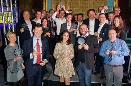 זוכי VideoTech Innovation awards 2019 מרחבי העולם, בהם (צד ימין בתמונה, מלמטה למעלה) רונן גוטמנוביץ', קרן דלל ולירן דן מפרטנר (יח"צ , פרטנר) זוכי VideoTech Innovation awards 2019 מרחבי העולם, בהם (צד ימין בתמונה, מלמטה למעלה) רונן גוטמנוביץ', קרן דלל ולירן דן מפרטנר (יח"צ , פרטנר)
