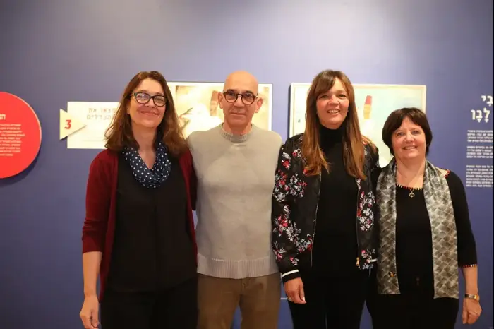 איריס גלוזמן, ציפי לנדאו, דני מרגלית, מוניקה לביא (יח"צ , אסף לב) איריס גלוזמן, ציפי לנדאו, דני מרגלית, מוניקה לביא (יח"צ , אסף לב)