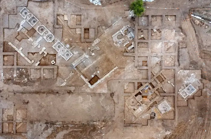אזור תעשייה רומי נחשף באשקלון (רשות העתיקות , אסף פרץ, רשות העתיקות) אזור תעשייה רומי נחשף באשקלון (רשות העתיקות , אסף פרץ, רשות העתיקות)