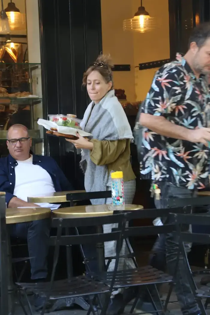 עלמה זק נוזפת (מערכת וואלה! NEWS , פול סגל) עלמה זק נוזפת (מערכת וואלה! NEWS , פול סגל)