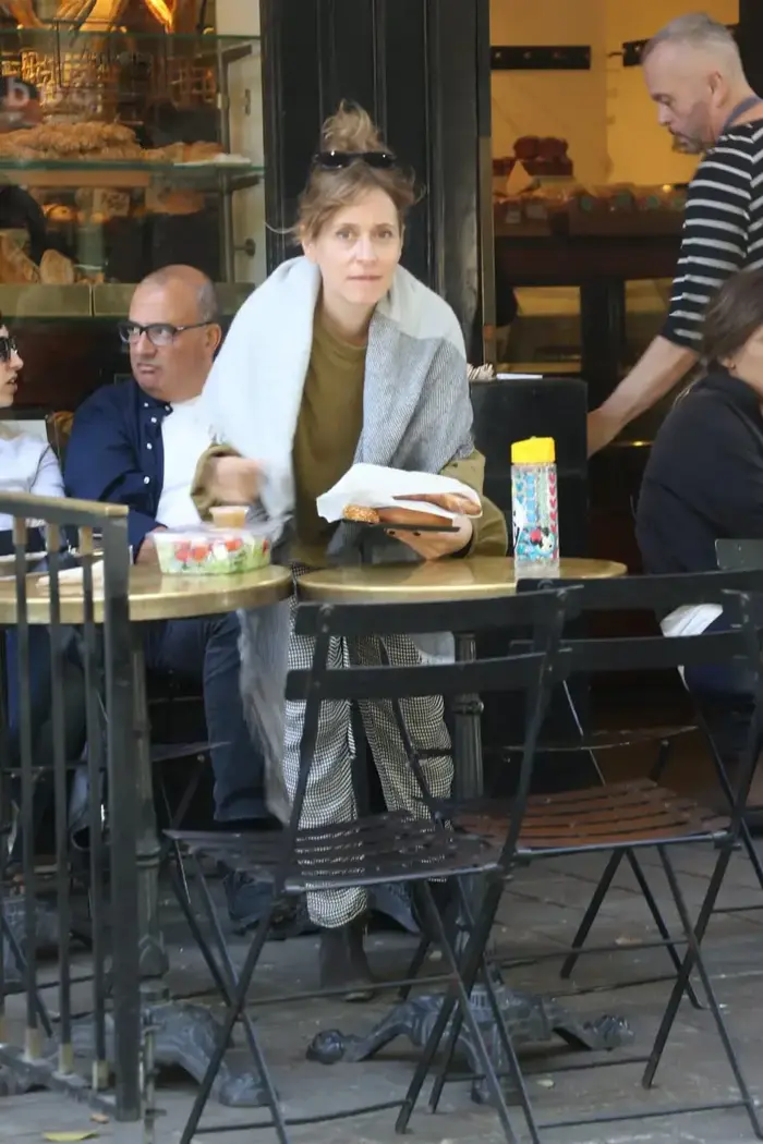 עלמה זק נוזפת (מערכת וואלה! NEWS , פול סגל) עלמה זק נוזפת (מערכת וואלה! NEWS , פול סגל)