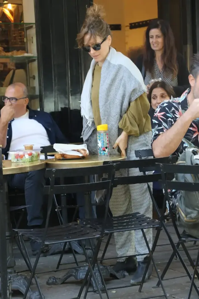 עלמה זק נוזפת (מערכת וואלה! NEWS , פול סגל) עלמה זק נוזפת (מערכת וואלה! NEWS , פול סגל)