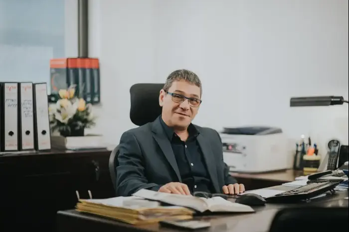 ניצן לזרוב (יח"צ) ניצן לזרוב (יח"צ)