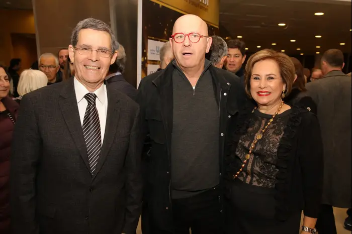 נאוה ברק, גיל אגמון, שלמה ינאי (יח"צ , איציק בירן) נאוה ברק, גיל אגמון, שלמה ינאי (יח"צ , איציק בירן)