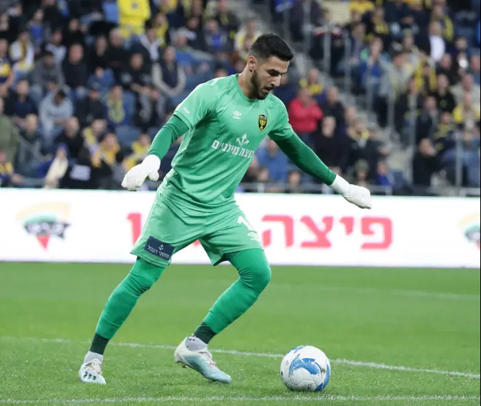 שוער בית"ר ירושלים, איתמר ניצן (דני מרון) שוער בית"ר ירושלים, איתמר ניצן (דני מרון)