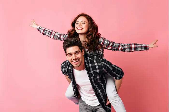 זוג (ShutterStock) זוג (ShutterStock)