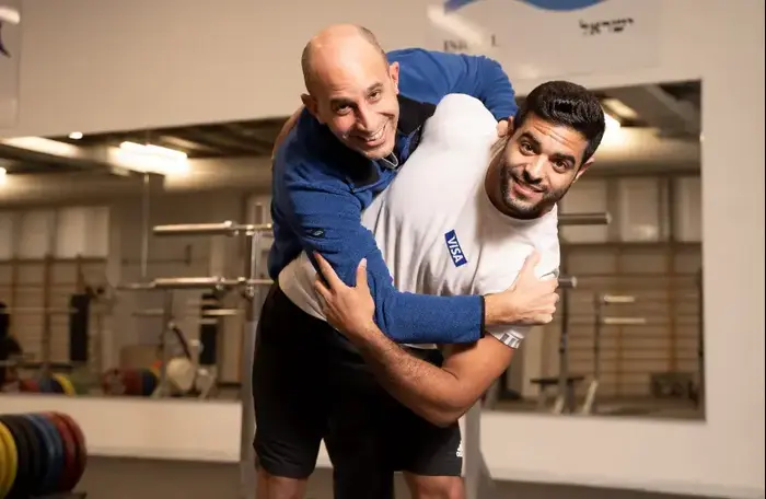 שגיא מוקי ברק מלניק איפון (יח"צ , רמי זרנגר) שגיא מוקי ברק מלניק איפון (יח"צ , רמי זרנגר)