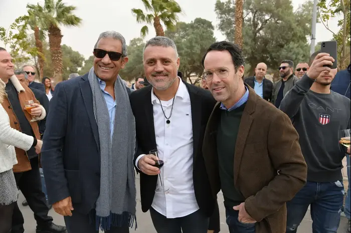 ליאון אביגד , אבי כראל מאיר יצחק הלוי (יח"צ , ארן דולב) ליאון אביגד , אבי כראל מאיר יצחק הלוי (יח"צ , ארן דולב)