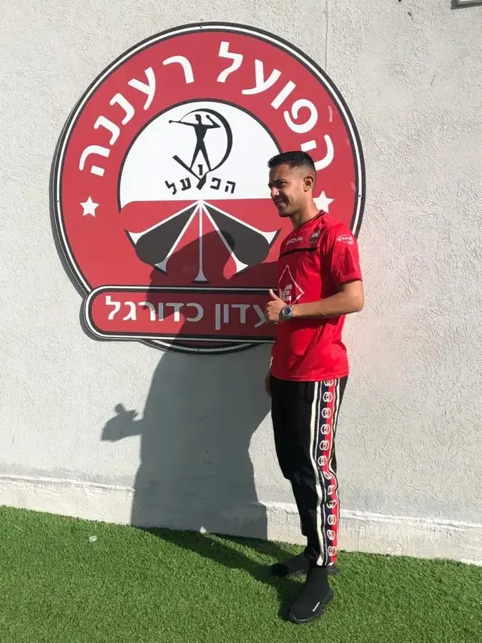 ג'ימי מרין, הפועל רעננה (אתר רשמי , דוברות הפועל רעננה) ג'ימי מרין, הפועל רעננה (אתר רשמי , דוברות הפועל רעננה)