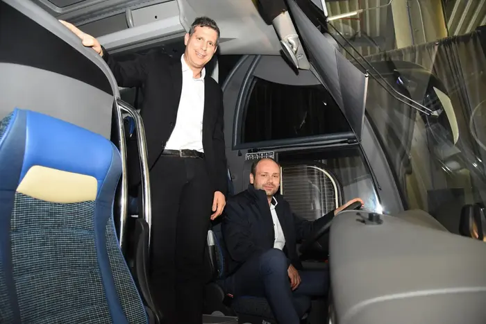 יוגב גברי וסרג'יו מוטה (יח"צ , מורג ביטן) יוגב גברי וסרג'יו מוטה (יח"צ , מורג ביטן)
