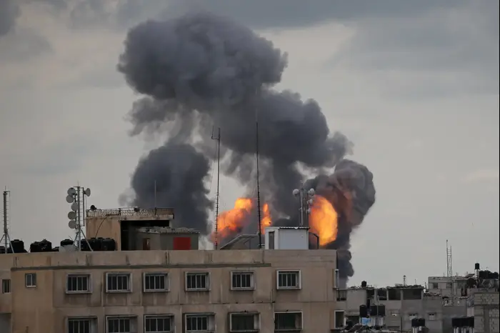 תקיפות צה"ל בעזה בתגובה לירי הרקטי לישראל 24 בפברואר 2020 (רויטרס) תקיפות צה"ל בעזה בתגובה לירי הרקטי לישראל 24 בפברואר 2020 (רויטרס)