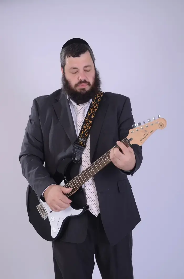 מאיר ברוק (יח"צ , יניב סירי) מאיר ברוק (יח"צ , יניב סירי)