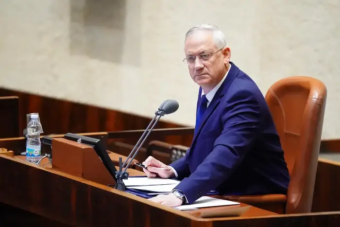 דיון מליאת הכנסת, 30 במרץ 2020 (אתר רשמי , דוברות הכנסת - עדינה ולמן) דיון מליאת הכנסת, 30 במרץ 2020 (אתר רשמי , דוברות הכנסת - עדינה ולמן)