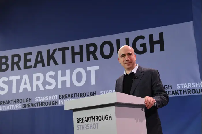 יורי מילנר (יח"צ , Breakthrough Prize Foundation) יורי מילנר (יח"צ , Breakthrough Prize Foundation)