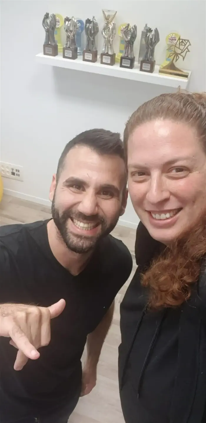 סוגר מעגל ענבל שטרן וחן מזרחי (יח"צ) סוגר מעגל ענבל שטרן וחן מזרחי (יח"צ)