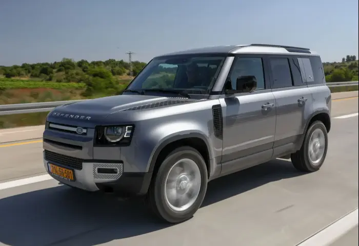 לנד רובר דיפנדר: נהיגה ראשונה (יח"צ , רונן טופלברג) לנד רובר דיפנדר: נהיגה ראשונה (יח"צ , רונן טופלברג)