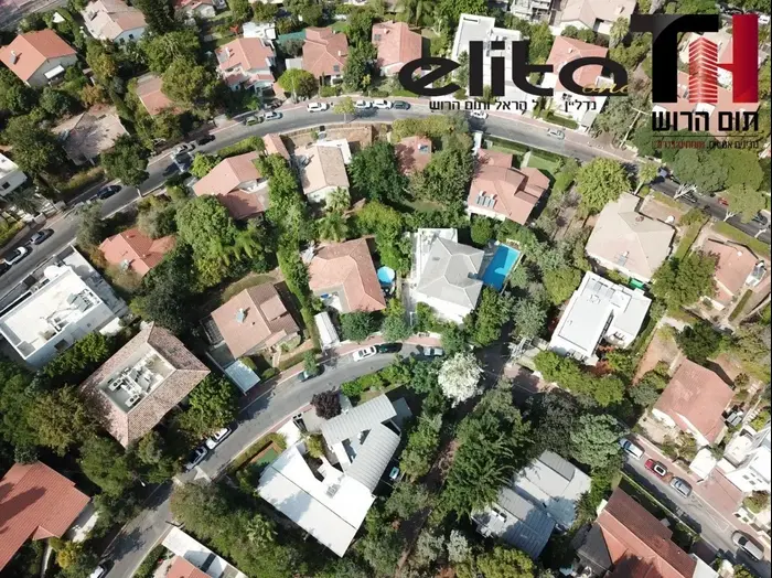 אליטה וואן (יח"צ) אליטה וואן (יח"צ)