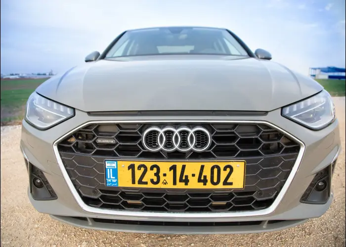 מבחן דרך: אודי A4 (קינן כהן , דודי מוסקוביץ) מבחן דרך: אודי A4 (קינן כהן , דודי מוסקוביץ)