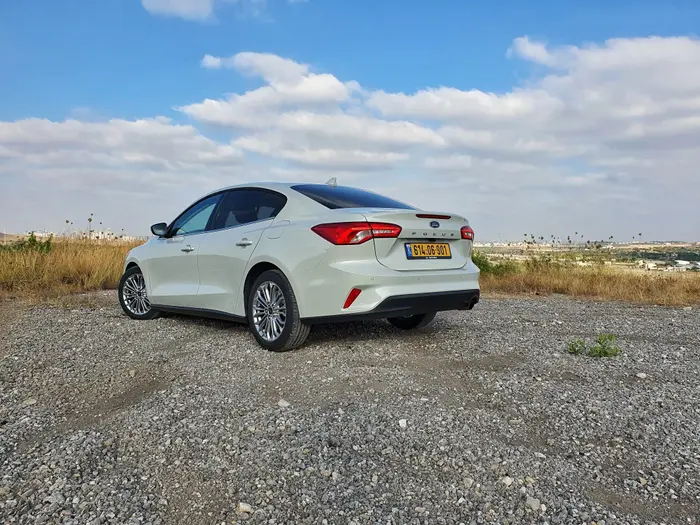 מבחן דרך: פורד פוקוס 1.0 ליטר סדאן (קינן כהן) מבחן דרך: פורד פוקוס 1.0 ליטר סדאן (קינן כהן)